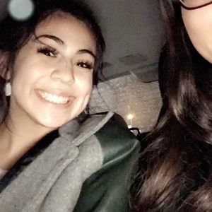 Meet your Posher, Reyna